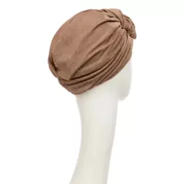 Christine Hoc Elena V Caramel