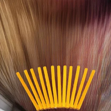Keratin ragasztó rúd hajhosszabbításhoz szőke